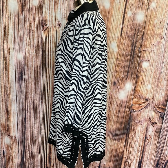 Dana Buchman Zebra Print Tunic - Picture 4 of 11